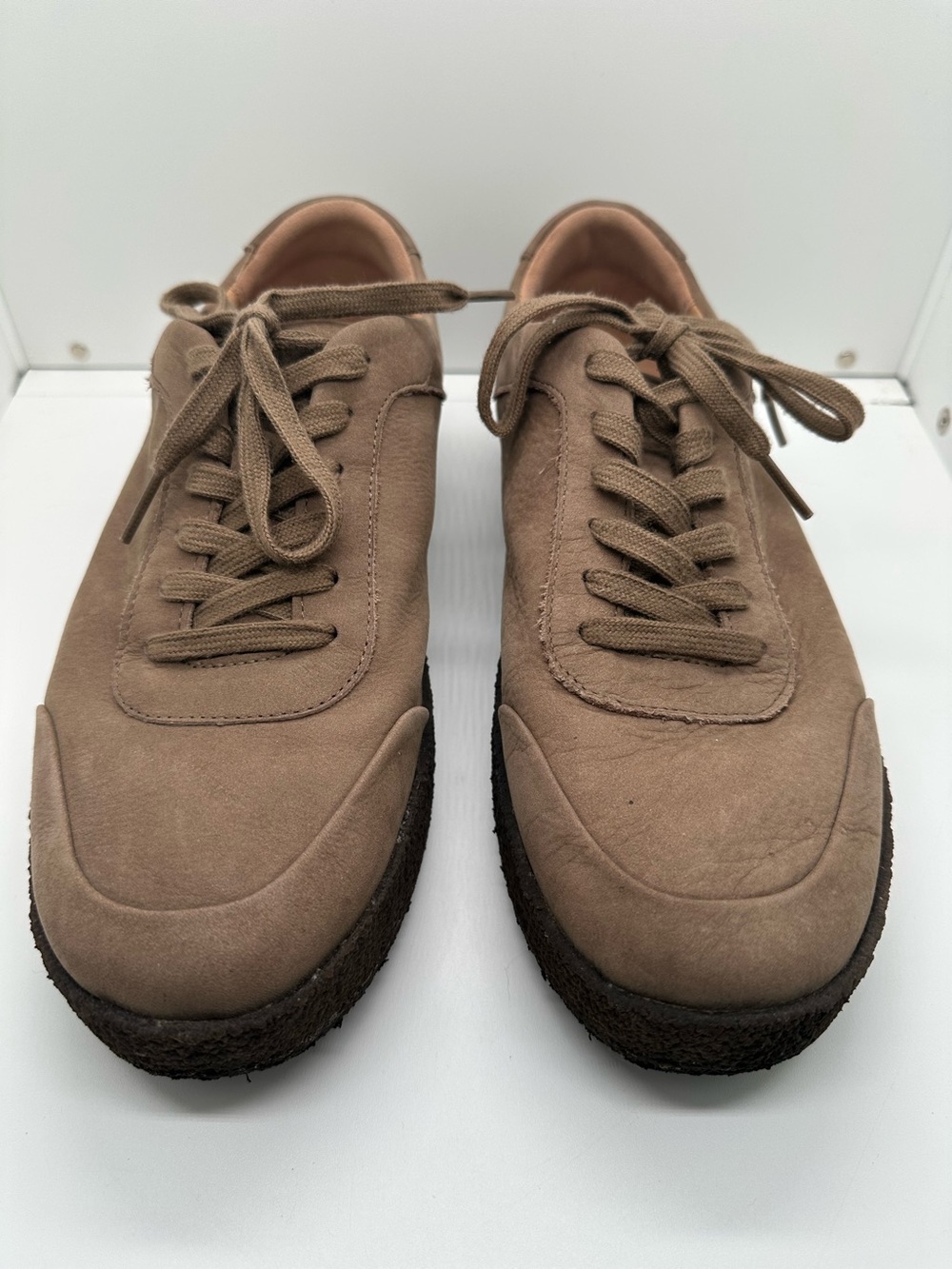 Fitflop Women’s Rally Tumbled-Nubuck Crepe Taupe Sneakers Size 9 - Picture 2 of 7